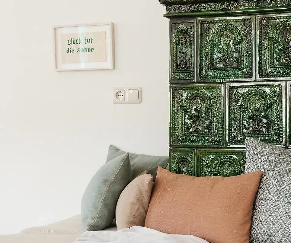 Flora - A Scene For Seasons Bad Goisern