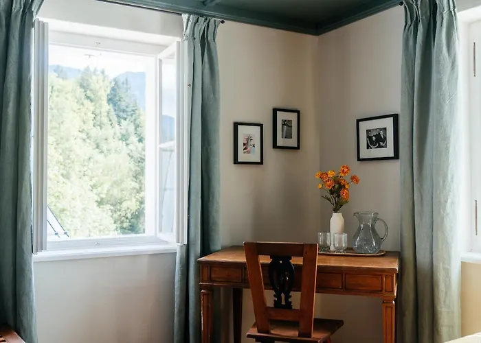 Villa Flora - A Scene For Seasons