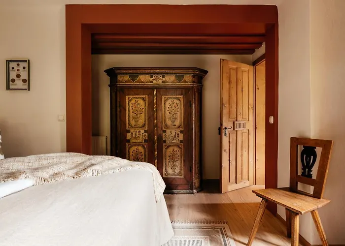 Flora - A Scene For Seasons Bad Goisern