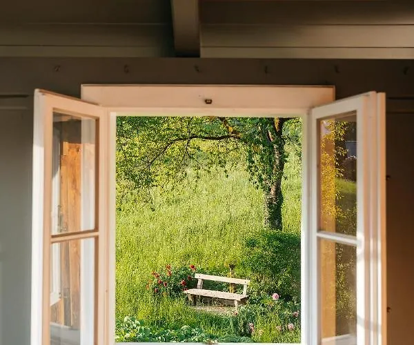 Flora - A Scene For Seasons Bad Goisern