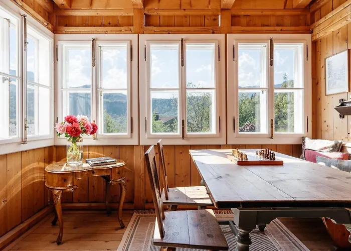 Willa Flora - A Scene For Seasons